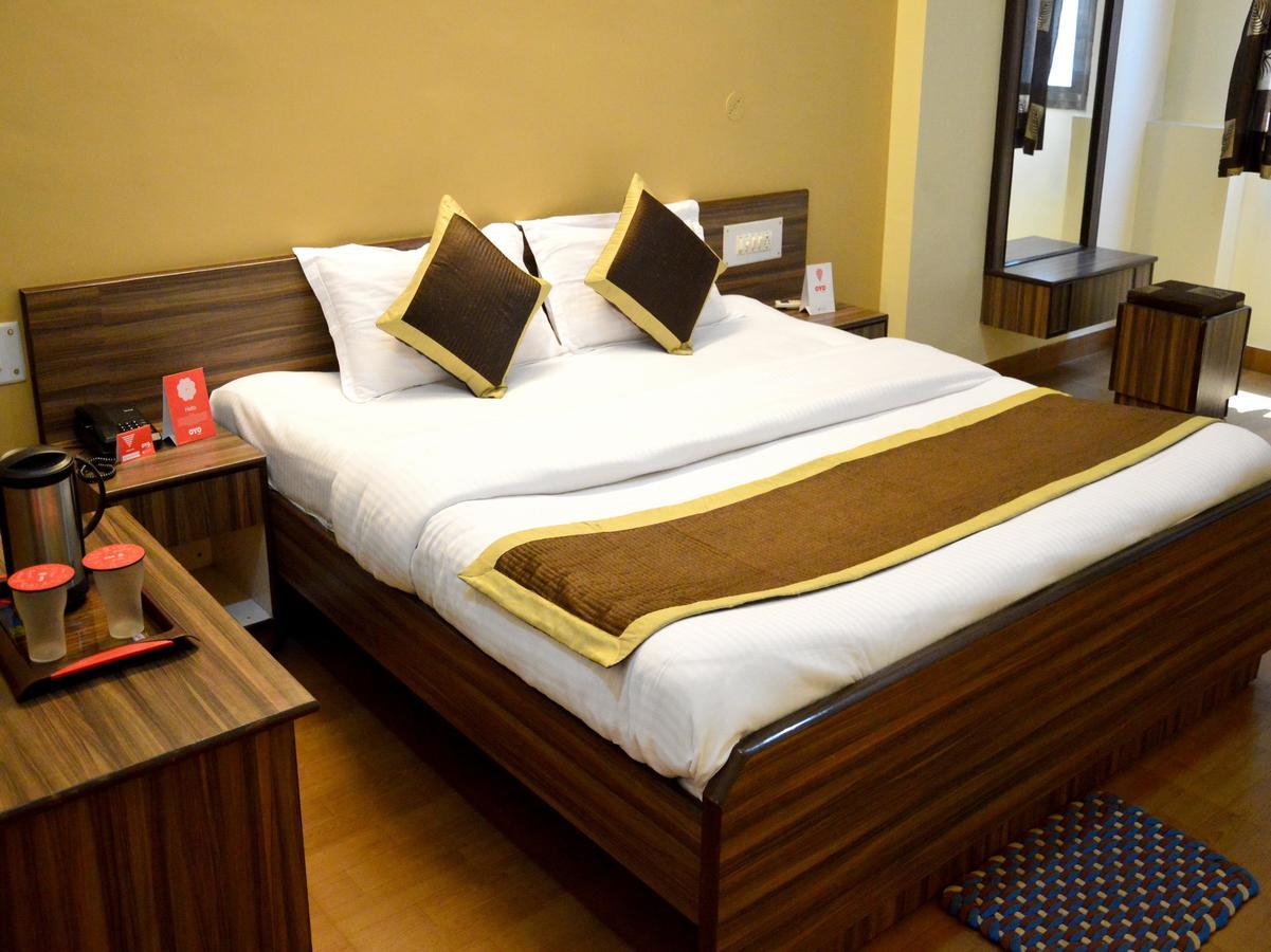 Oyo 6012 Hotel Rockwell Джайпур Екстериор снимка